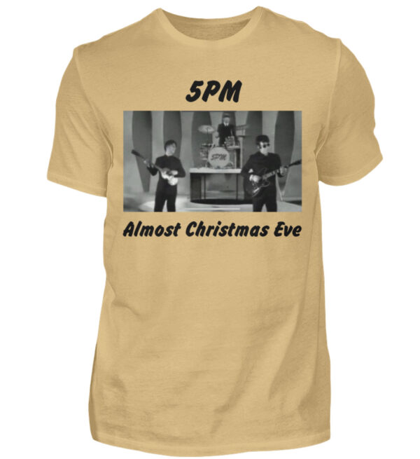 5PM / Almost Christmas Eve 3 - Herren Shirt-224